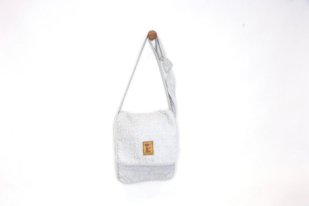Piedra Crossbody