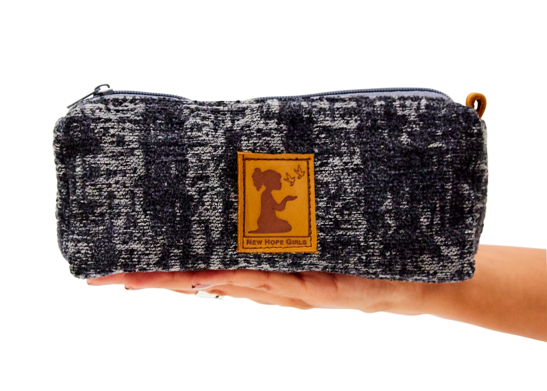 Slate Surface Pouch