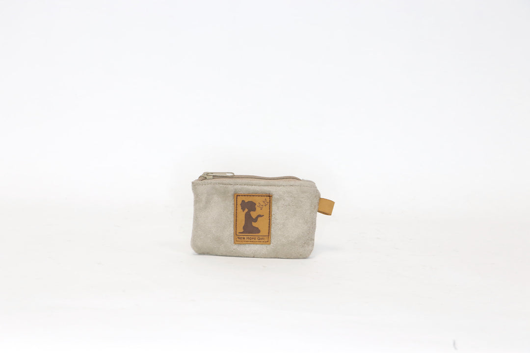 Tan Hint Card Pouch