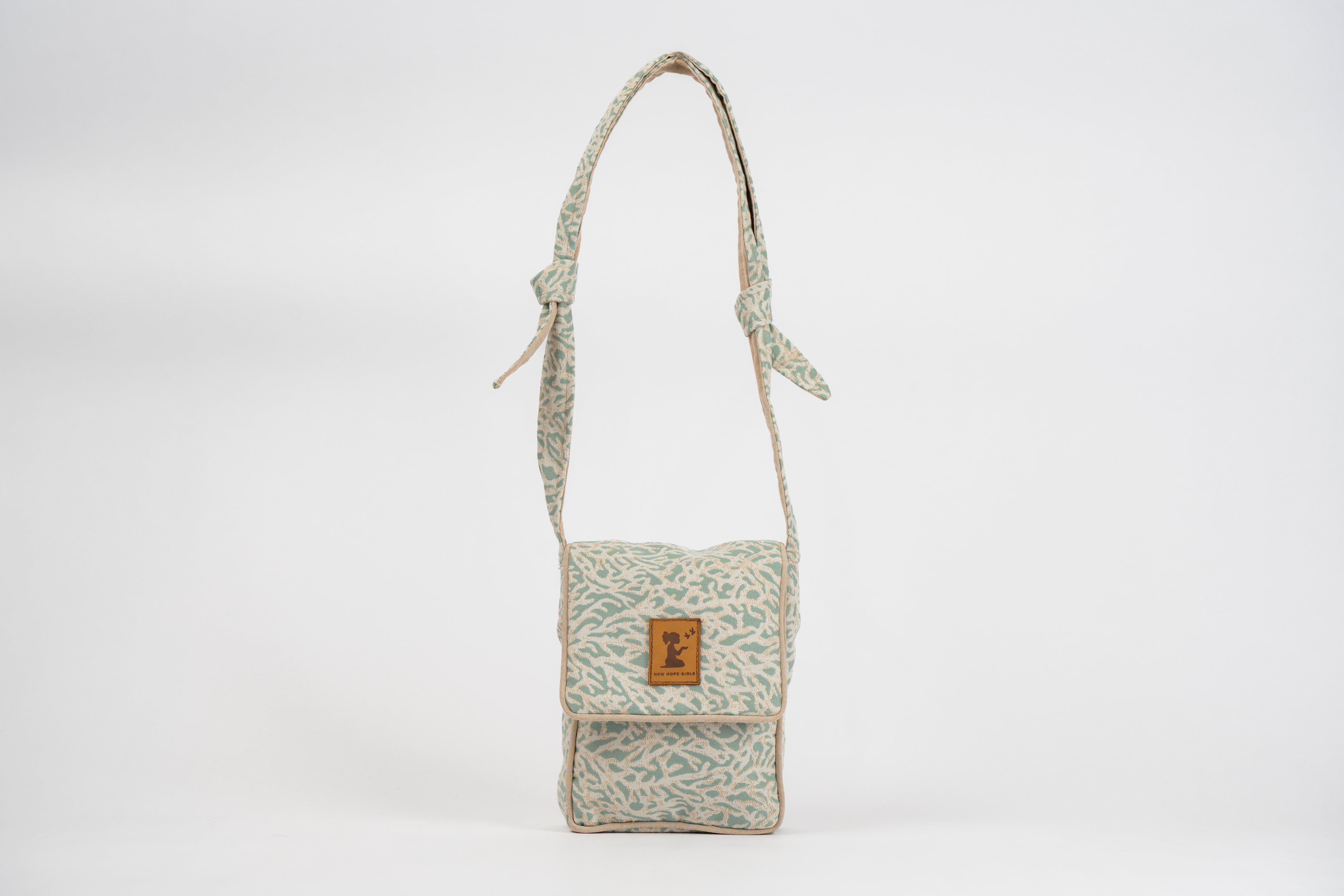 Coral Cove Mini Crossbody – New Hope Girls