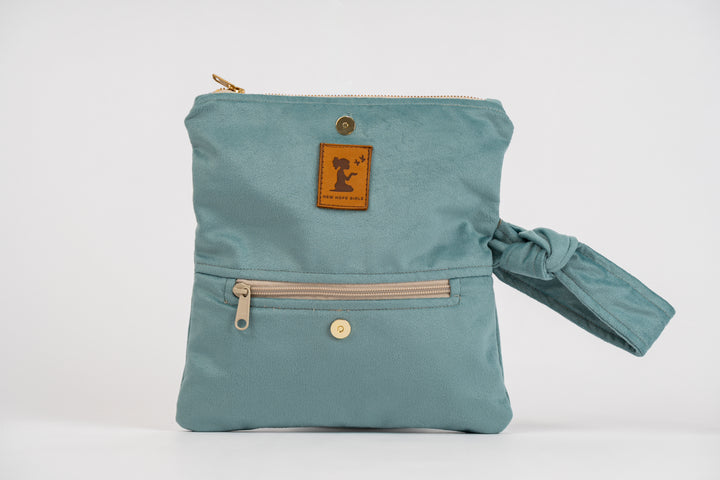 Lia Clutch
