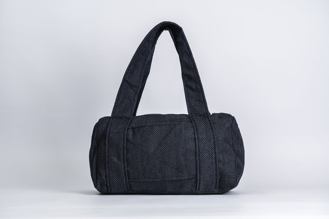 Milos Navy Medium Duffel