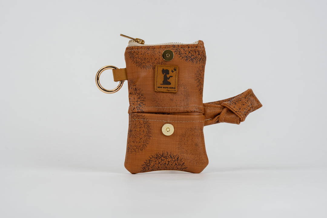 Sandy Shores Clutch Bag Charm