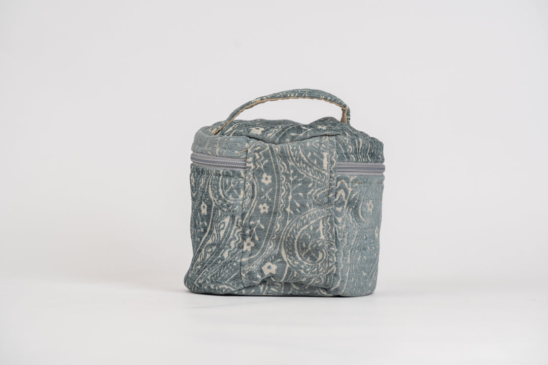 Caroline Travel Organizer