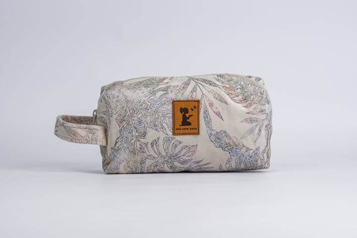 Silver Fern Essential Pouch