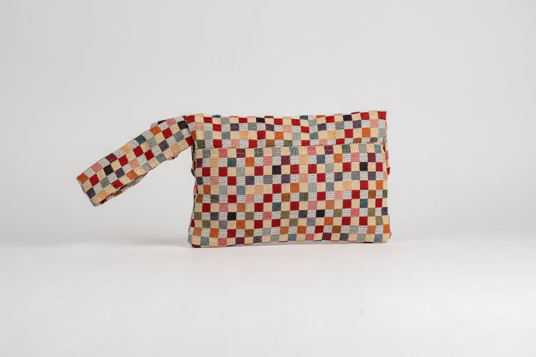 Checkers Clutch