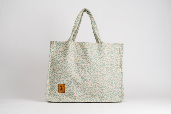 Coral Cove Market Tote