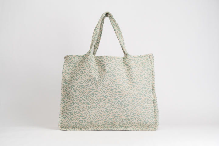 Coral Cove Market Tote