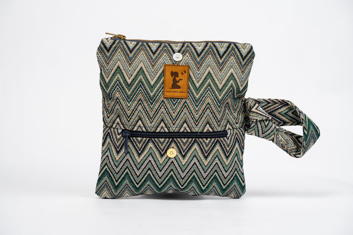 Peaks of Hope Clutch