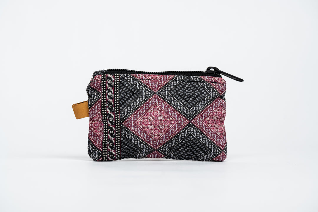 Wayfinder Card Pouch