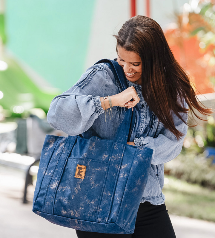 Navy Hint (Midnight) Tote